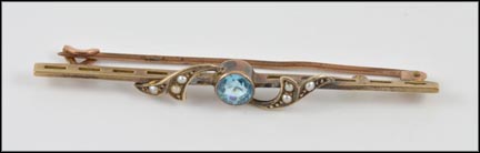 Vintage Aquamarine with Pearls Bar Pin in 9K Yellow Gold MAIN