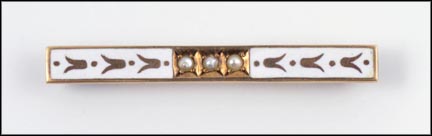 White Enamel with Three Pearls Bar Pin in Yellow Gold MAIN