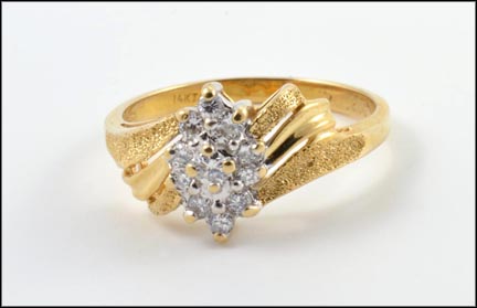 Diamond Ring Small Cluster in 14K Yellow Gold MAIN