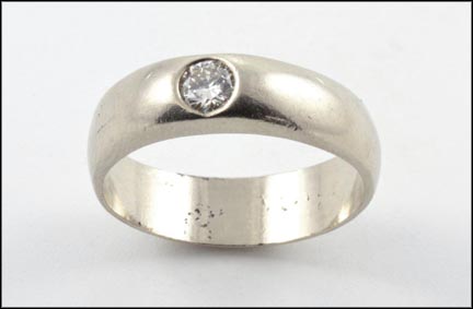 Diamond Band in White Gold MAIN