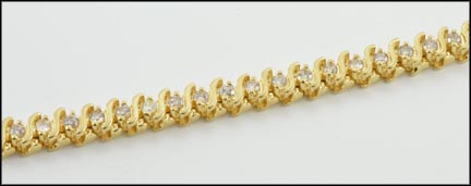 Diamond Tennis Bracelet in 14K Yellow Gold LARGE
