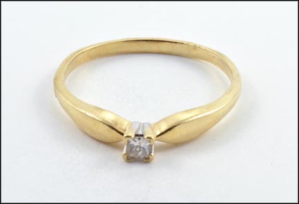 Diamond Solitaire Ring in 14K Yellow Gold LARGE
