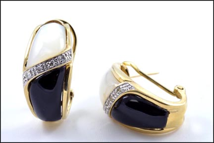 Mother Of Pearl and Onyx Leverback Earrings in 10K Yellow Gold MAIN