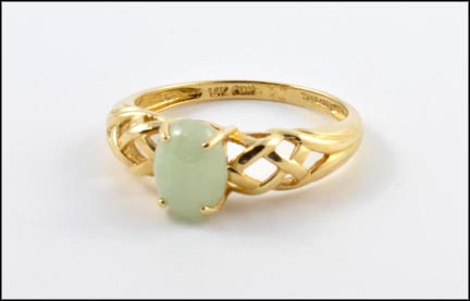 Oval Jade Ring in 14K Yellow Gold MAIN