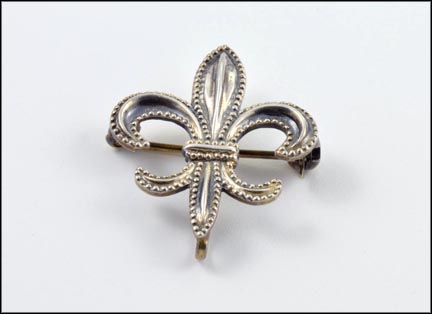 1930's Fleur-De-Lis Pin in Sterling Silver MAIN