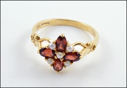 Marquise Cut Garnet Pearl Ring in 14K Yellow Gold MAIN