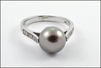 8 mm Black Pearl Diamond Ring in 14K Yellow Gold MAIN
