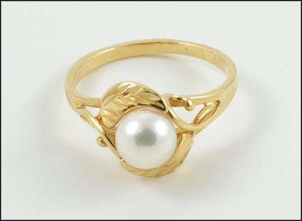 7 mm Pearl Leaf Ring in 14K Yellow Gold LARGE