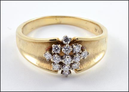 Diamond Cluster Ring in 14K Yellow Gold MAIN