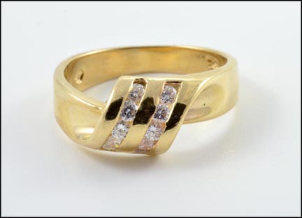 Round Brilliant Cut Channel Diamond Ring in 14K Yellow Gold MAIN