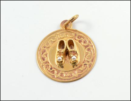 Child's Shoes Charm in 10K Yellow Gold LARGE