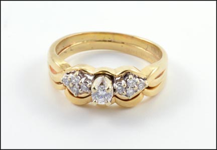 Round Brilliant Cut Diamond Bridal Ring in 14K Yellow Gold MAIN