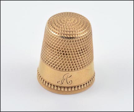 1890-1905 Thimble in Yellow Gold LARGE