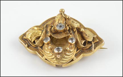 1870's Brooch with Paste Stones in Yellow Gold LARGE