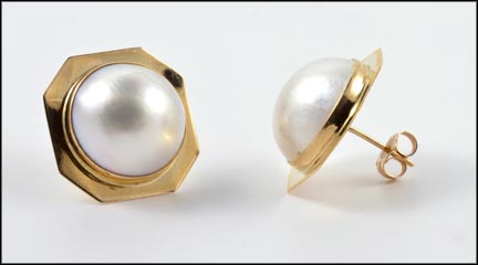 Mabe' Pearl Earrings in 14K Yellow Gold LARGE