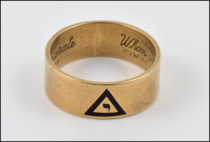 Men's 8 mm Masonic Ring in 10K Yellow Gold MAIN