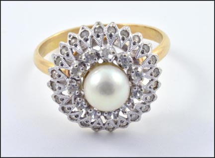 5.5 mm Pearl Ring in Yellow Gold LARGE