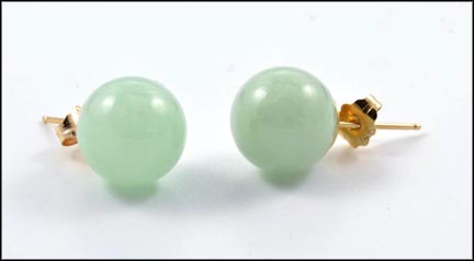Round Jade Stud Earrings in 14K Yellow Gold MAIN