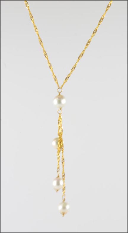 Pearl Necklace in 14K Yellow Gold MAIN