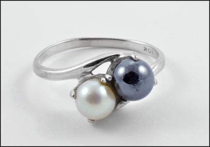 Pearl and Hematite Ring in 10K White Gold MAIN