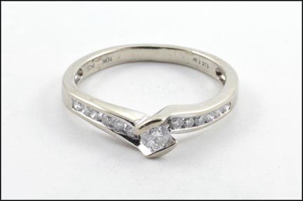 Diamond Ring in 10K White Gold MAIN