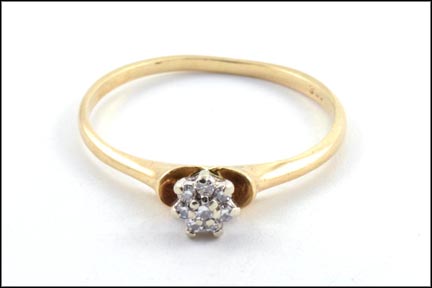 Illusion Set Diamond Solitaire Ring in 10K Yellow Gold LARGE