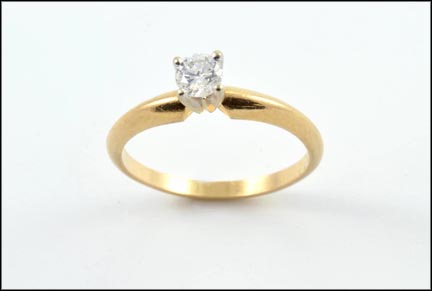 Round Brilliant Cut Tiffany Diamond Solitaire Ring in 14K Yellow Gold LARGE