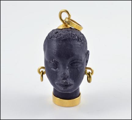 Lava Head Pendant in 18K Yellow Gold LARGE
