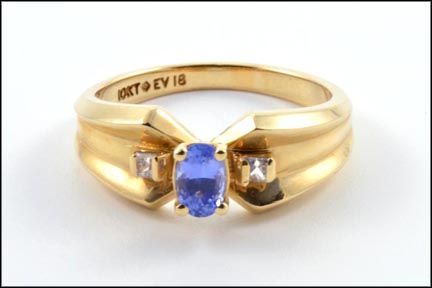 Oval Sapphire Ring in 10K Yellow Gold LARGE