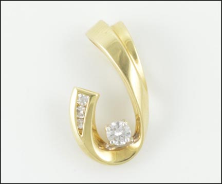 .20 ct. Round Brilliant Cut Diamond Pendant in 14K Yellow Gold MAIN