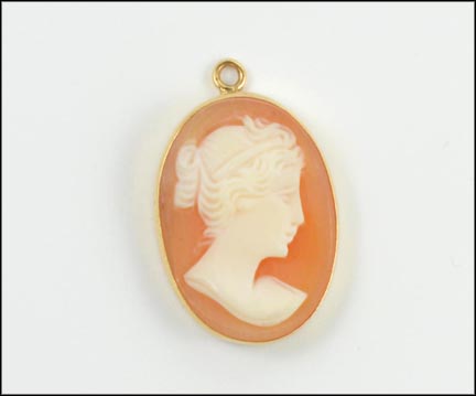 Cameo Pendant in 14K White Gold LARGE