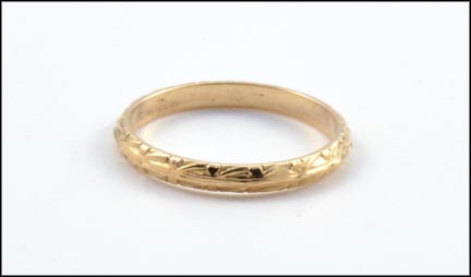 Child's Band in 10K Yellow Gold LARGE