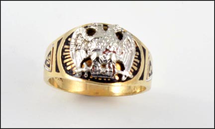 Masonic Ring in 10K Yellow Gold MAIN