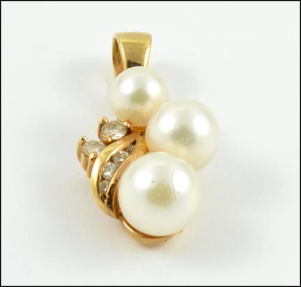 Three Pearl and Diamond Pendant in 14K Yellow Gold LARGE