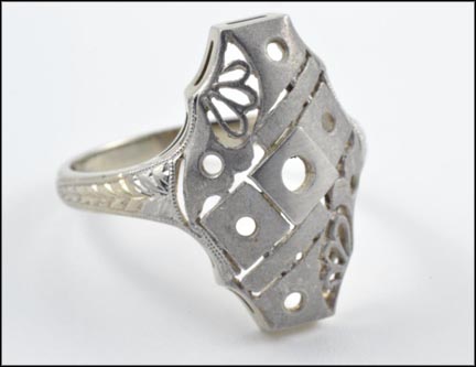Vintage Style Ring Mounting in 18K White Gold MAIN
