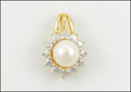 Pearl and White Stone Pendant in 14K Yellow Gold MAIN