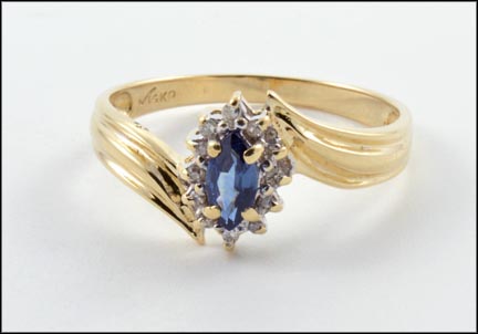 Sapphire and Diamond Ring in 14K Yellow Gold MAIN