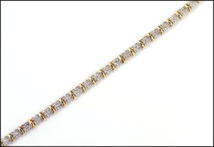 Diamond Bracelet in 10K Yellow Gold LARGE