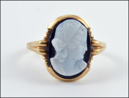 Onxy Cameo Ring in 10K Yellow Gold LARGE
