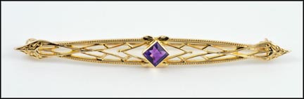 Amethyst 1920 Bar Pin in 14K Yellow Gold MAIN