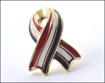 Patriotic Ribbon Pin in Yellow Gold MAIN
