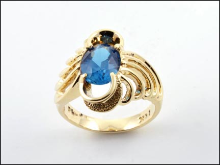 Blue Topaz Freeform Ring in 14K Yellow Gold MAIN