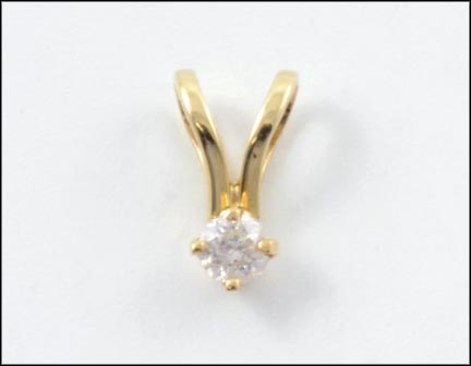 Diamond Pendant in 14K Yellow Gold MAIN
