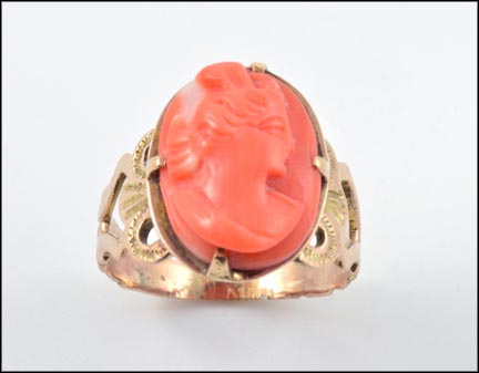 Coral Cameo Ring in Yellow Gold LARGE