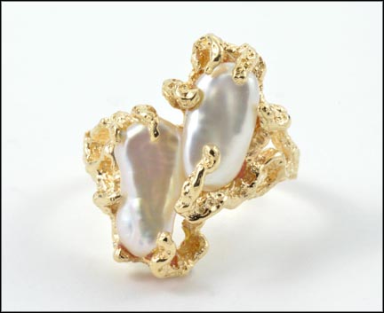 Baroque Pearls Ring in 14K Yellow Gold MAIN