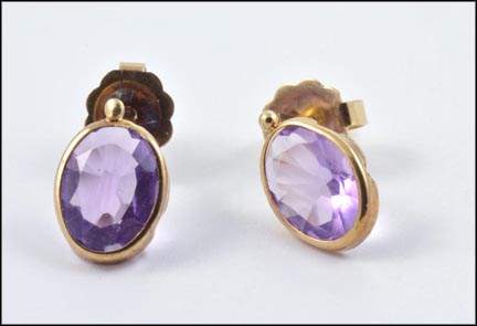 Amethyst Oval Earrings in 14K Yellow Gold MAIN
