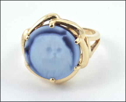 Onyx Cat Cameo Ring in 14K Yellow Gold MAIN