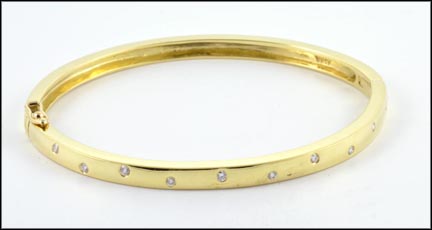 Pave' Set Diamond Bangle Bracelet in 18K Yellow Gold MAIN