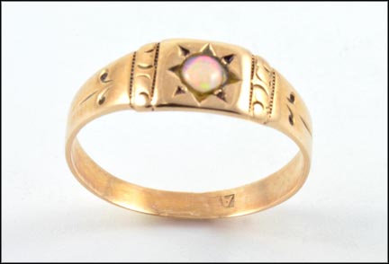 Opal Band in Yellow Gold LARGE