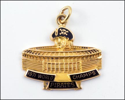 Pittsburgh Pirates 1971 World Champions Charm in 14K Yellow Gold LARGE